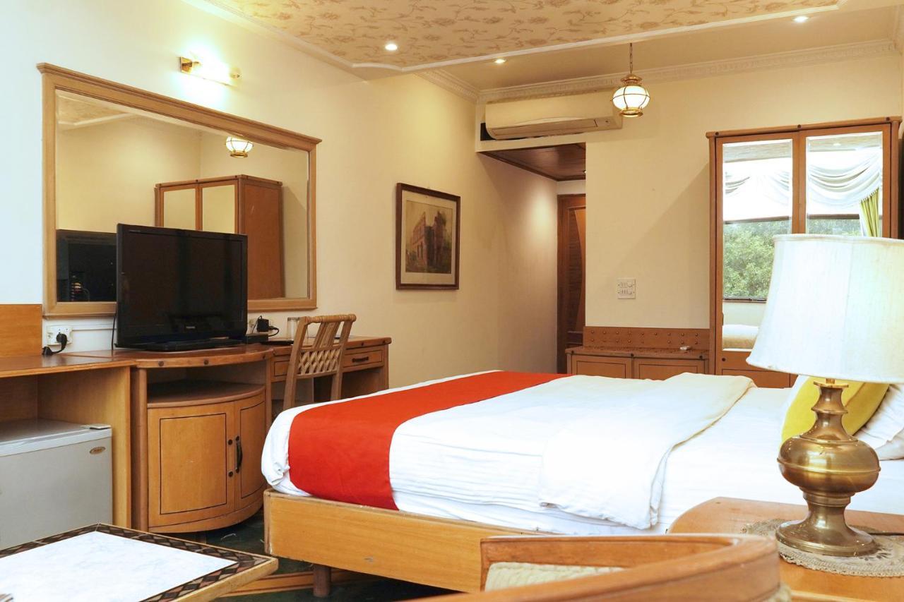 Fabexpress Kwality Regency Hotel Chandīgarh Eksteriør billede