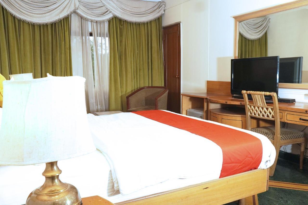 Fabexpress Kwality Regency Hotel Chandīgarh Eksteriør billede
